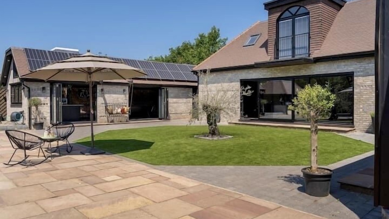 Photo of Patio Balcony in Ware