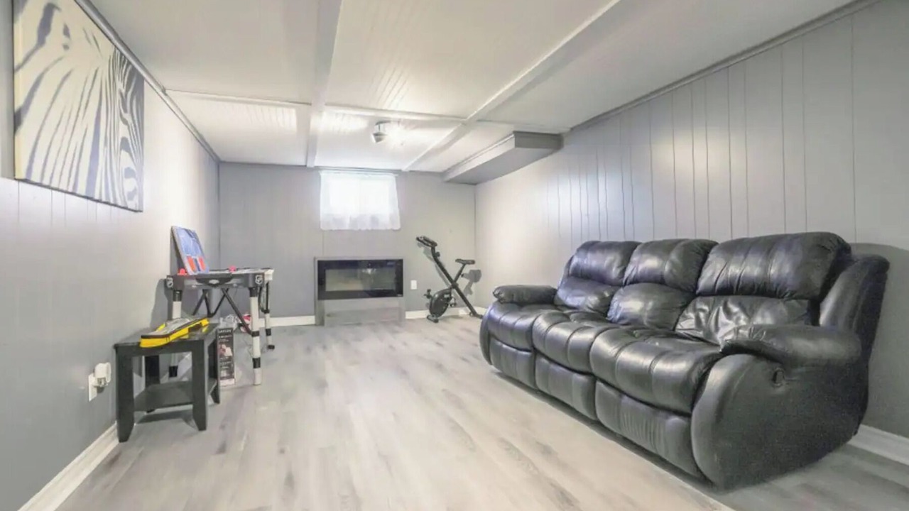 Photo of Livingroom in Niagara Falls