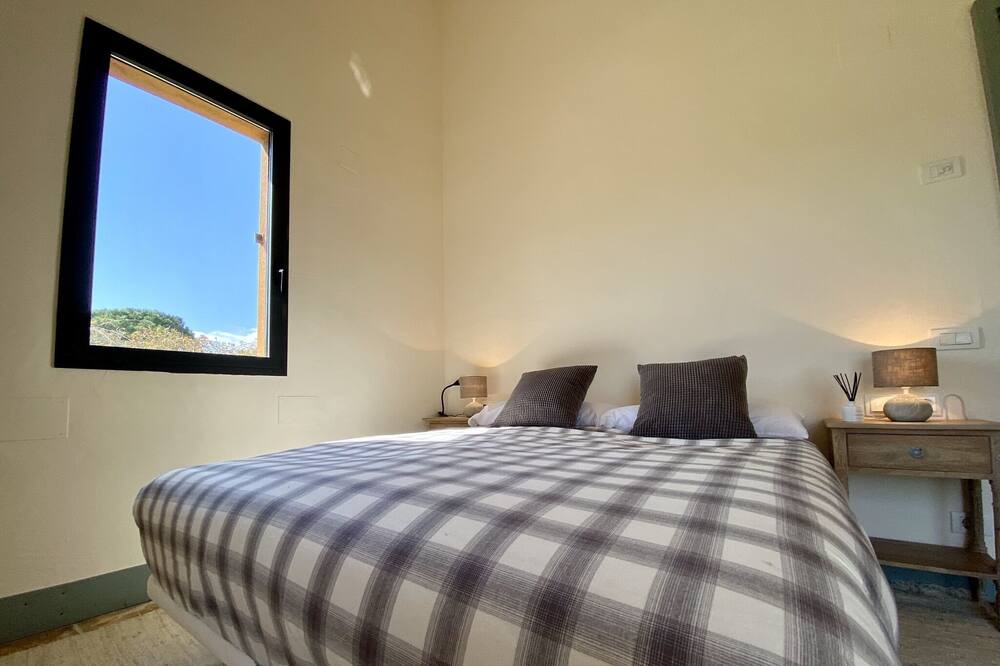 Photo of Bedroom in Mont-Ras