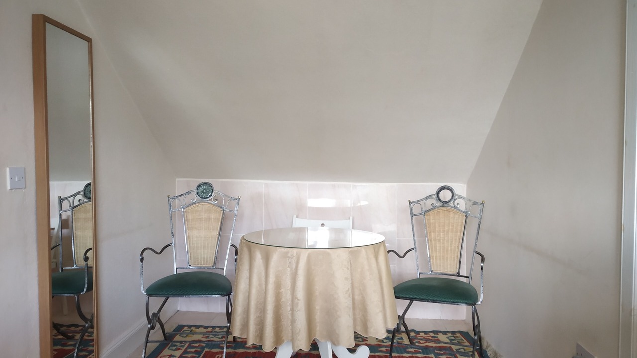 Photo of Livingroom in Busby