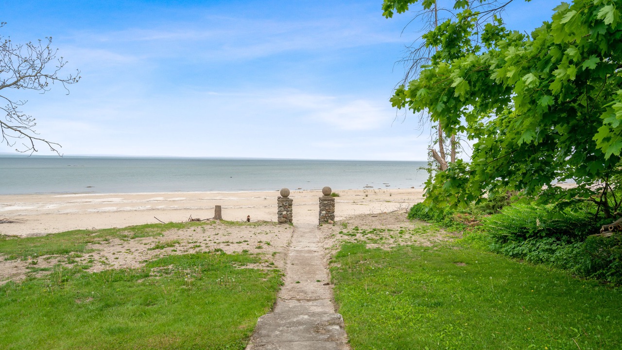 Photo of Others in Waverly Beach
