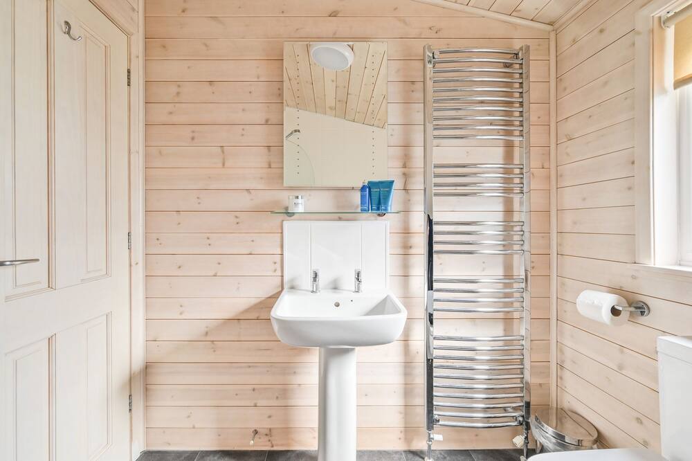 Photo of Bathroom in Landrake