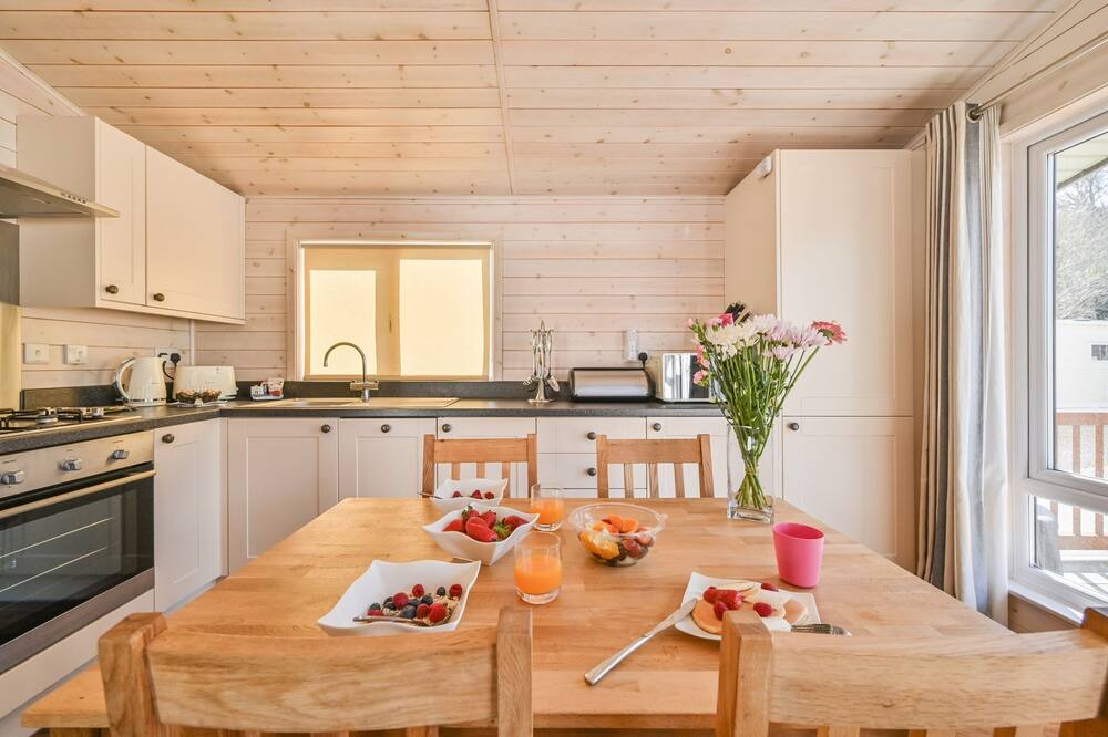 Photo of Kitchen in Landrake