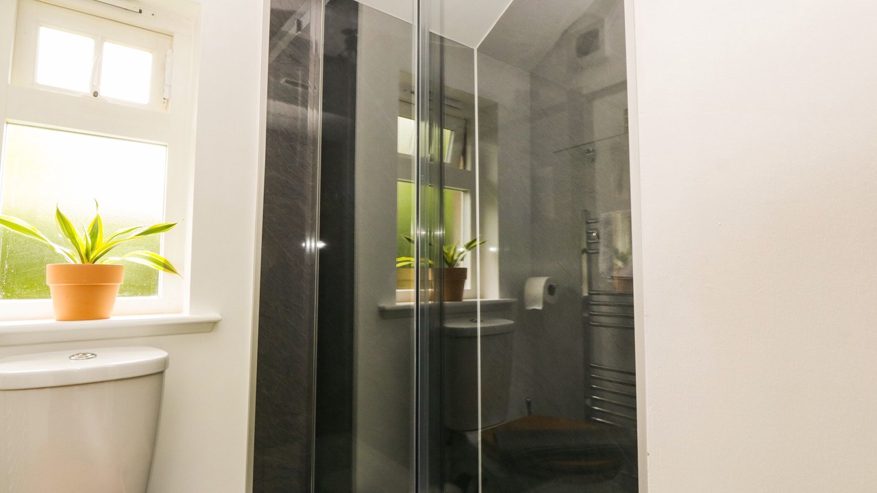 Photo of Bathroom in Drymen