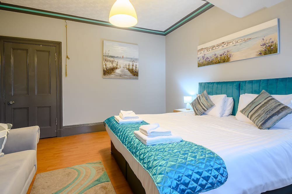 Photo of Bedroom in Wemyss Bay