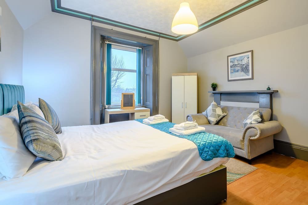 Photo of Bedroom in Wemyss Bay