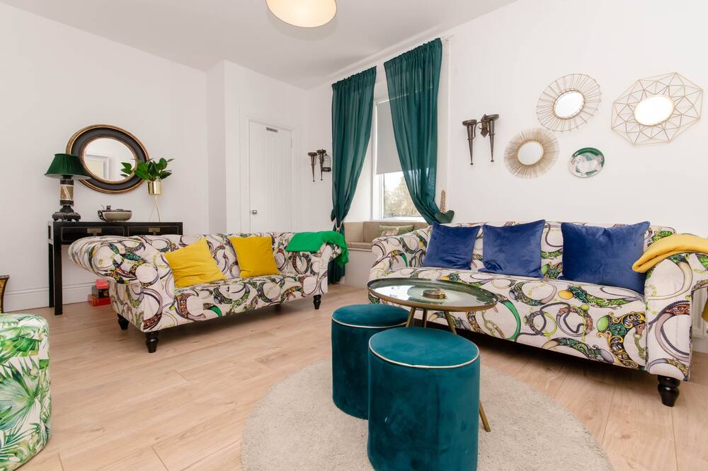 Photo of Livingroom in Largs