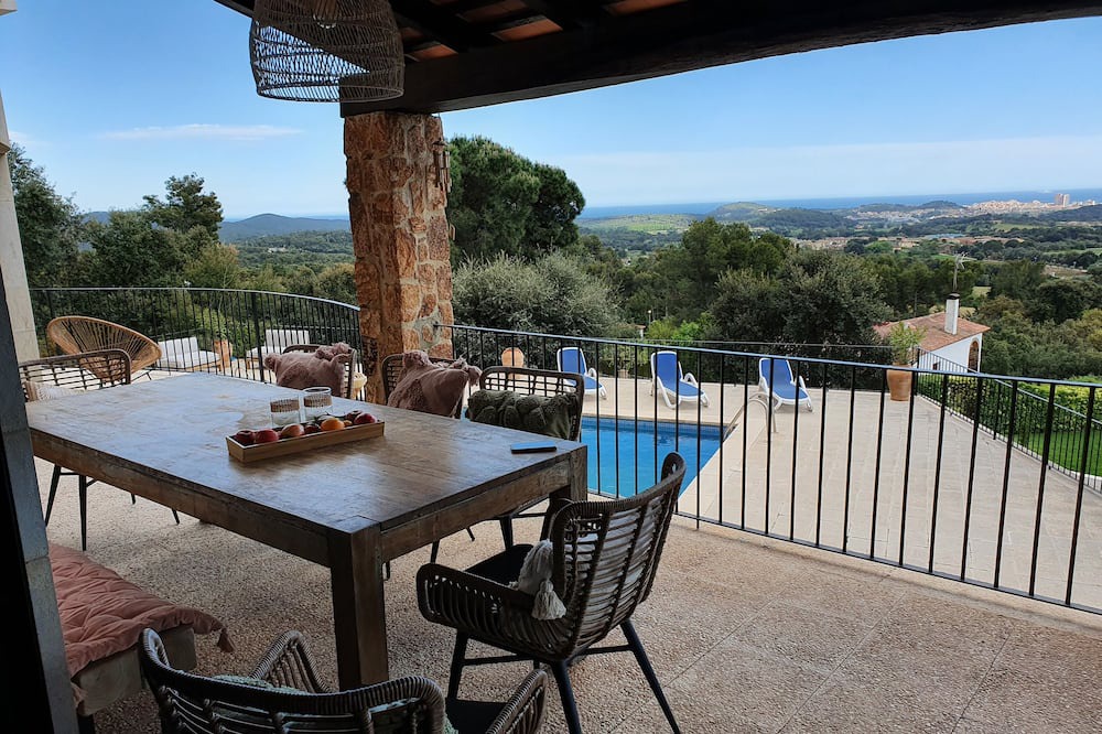 Photo of Patio Balcony in Vall-Llobrega