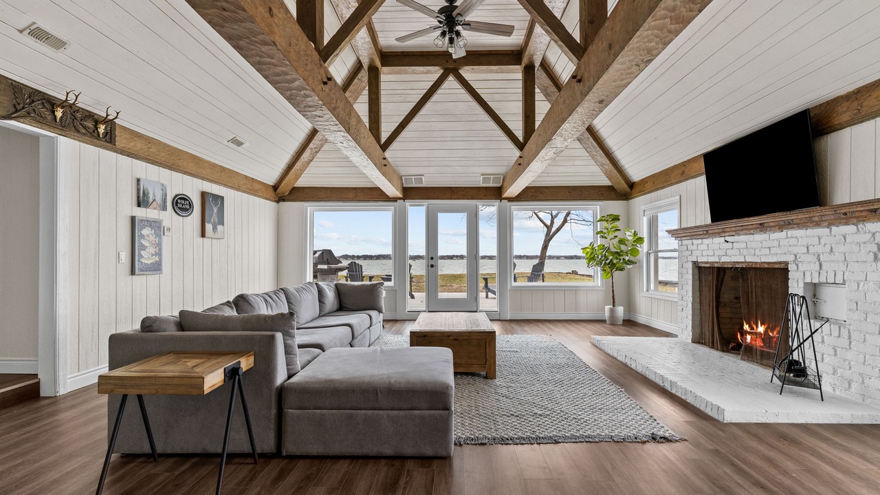 Photo of Livingroom in Boblo Island