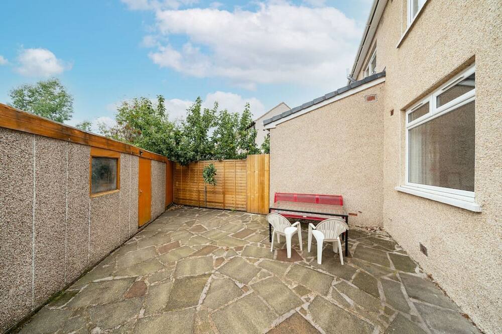 Photo of Patio Balcony in Inchinnan