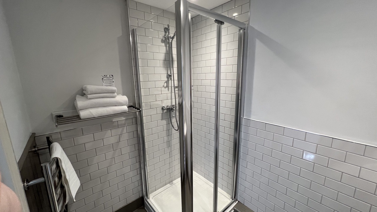 Photo of Bathroom in Heybridge
