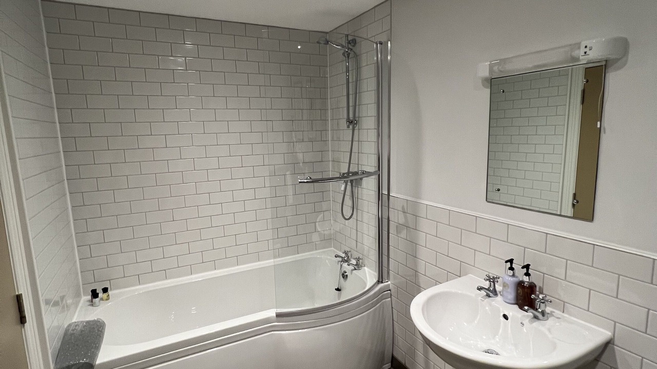 Photo of Bathroom in Heybridge