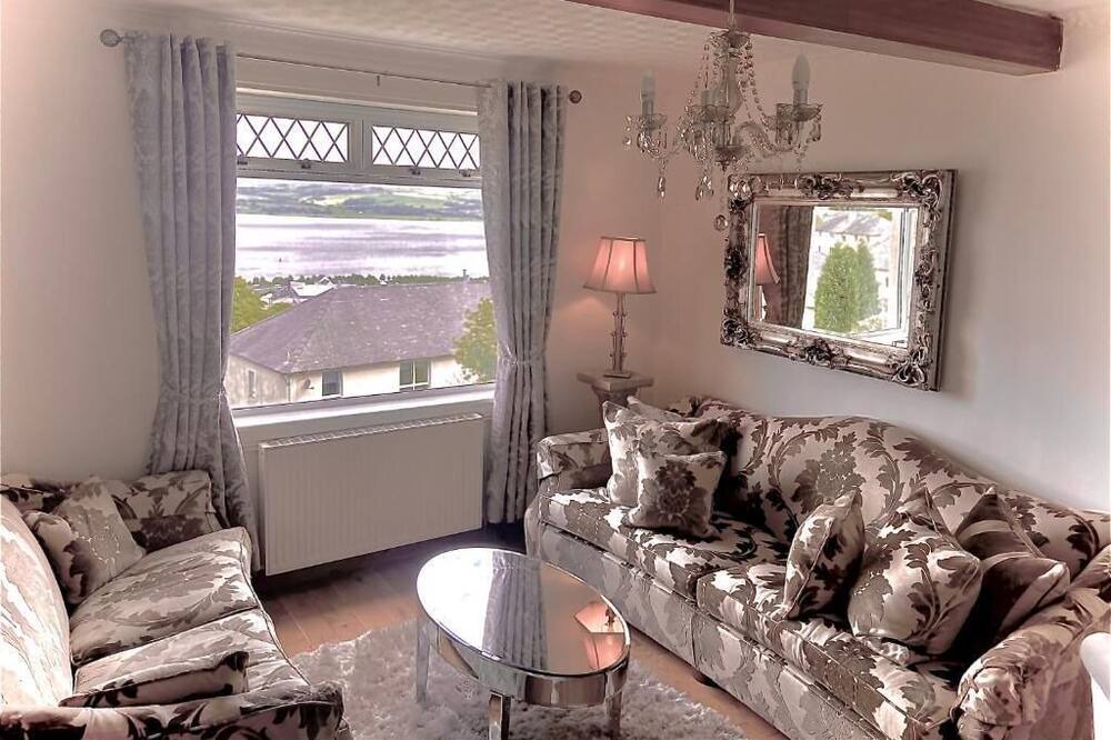 Photo of Livingroom in Port Glasgow