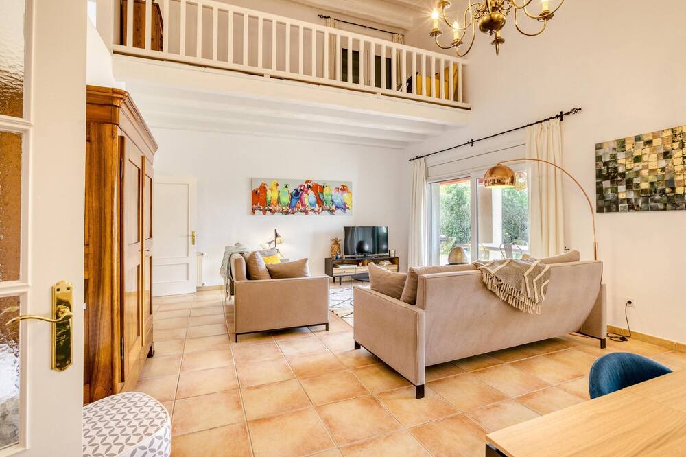 Photo of Livingroom in Perelada