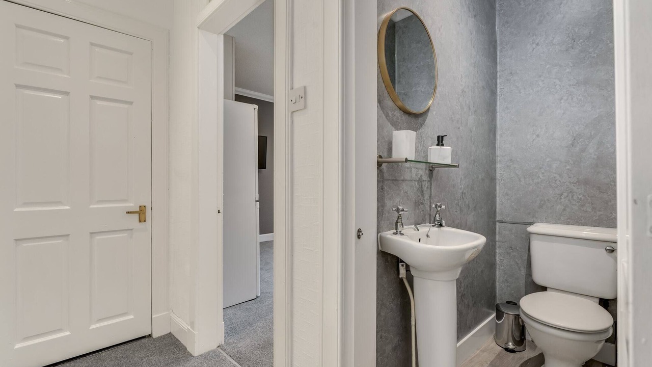 Photo of Bathroom in Alexandria