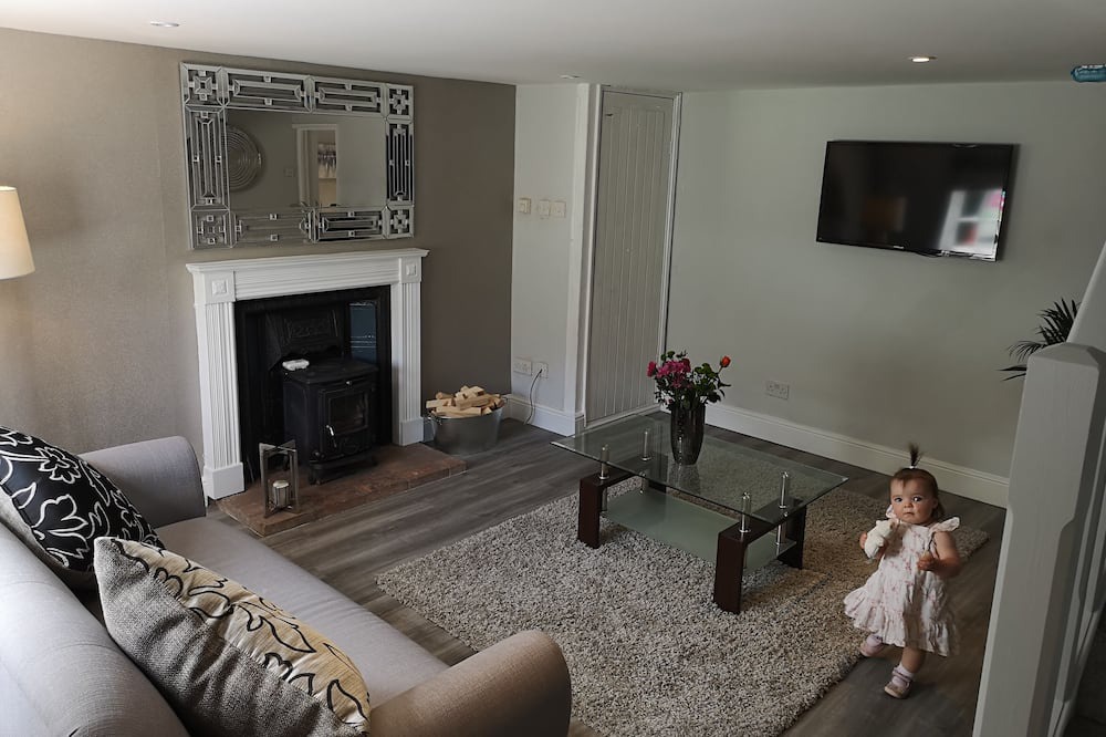 Photo of Livingroom in Badwell Ash