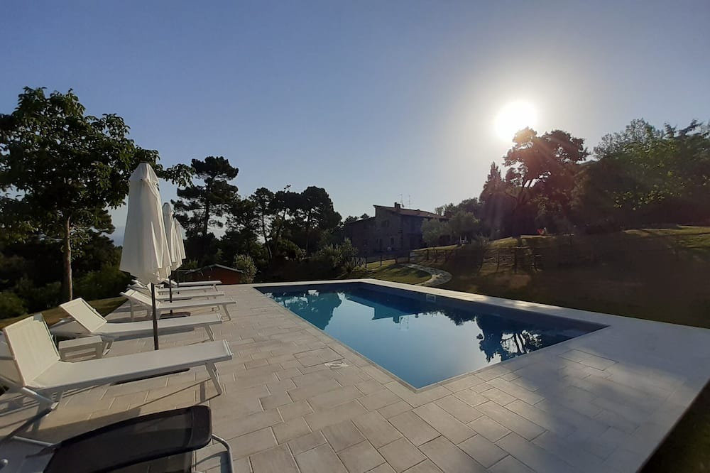 Photo of Outdoor in Porrena
