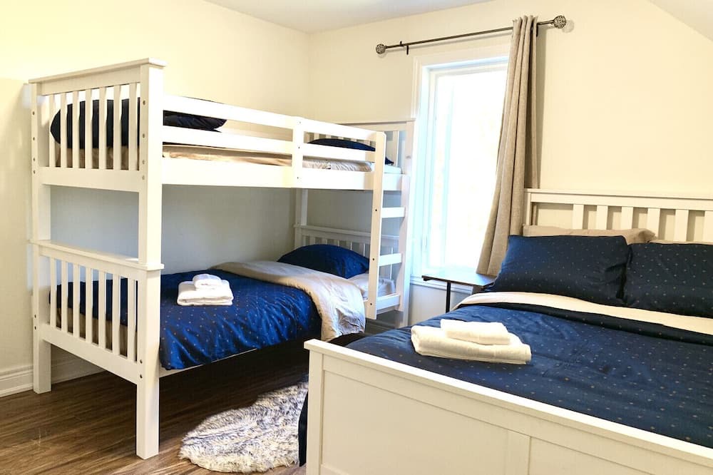 Photo of Bedroom in Niagara Falls
