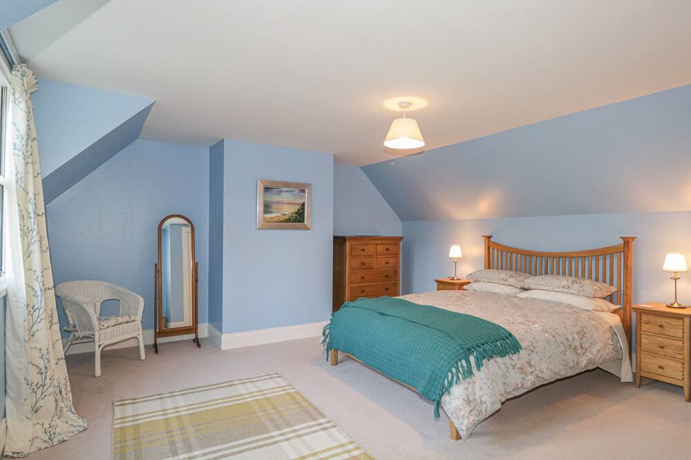 Photo of Bedroom in Strathpeffer
