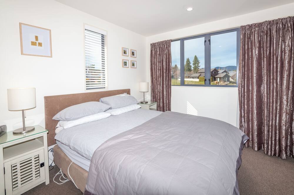 Photo of Bedroom in Hanmer Springs