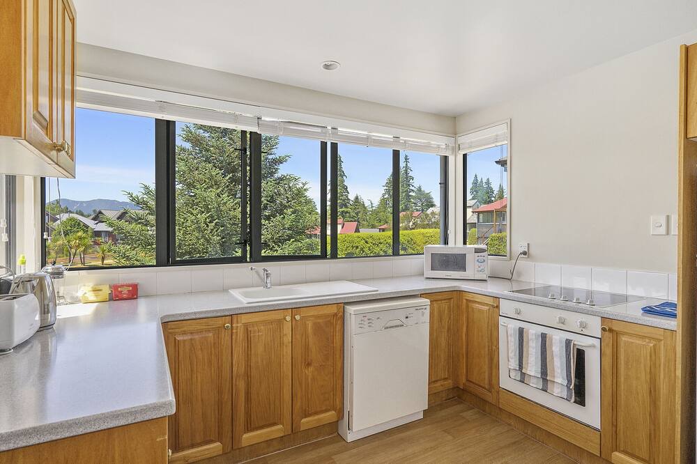 Photo of Kitchen in Hanmer Springs