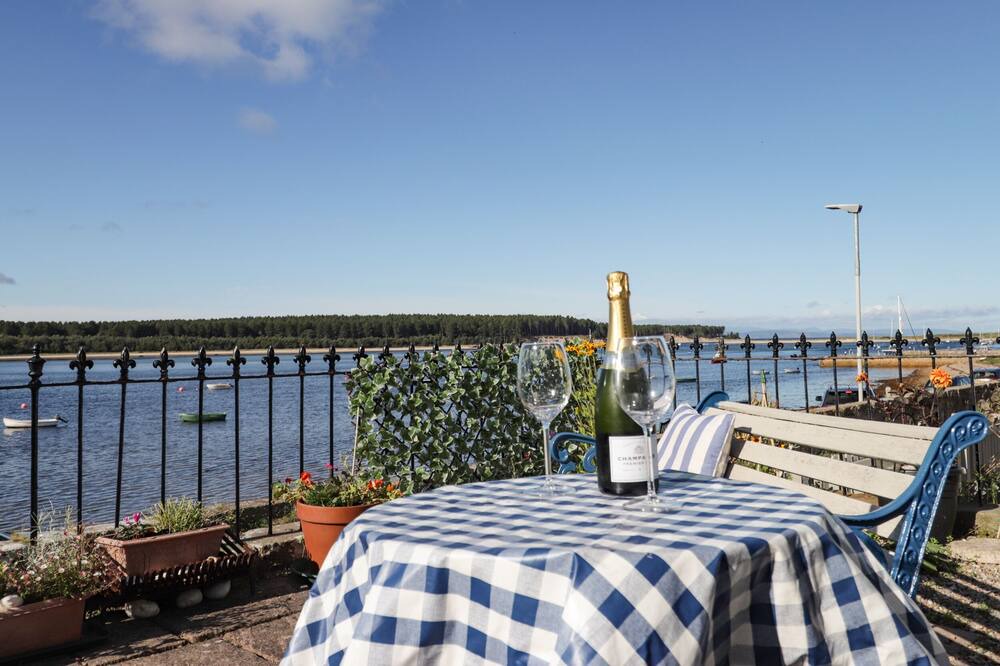 Photo of Patio Balcony in Findhorn