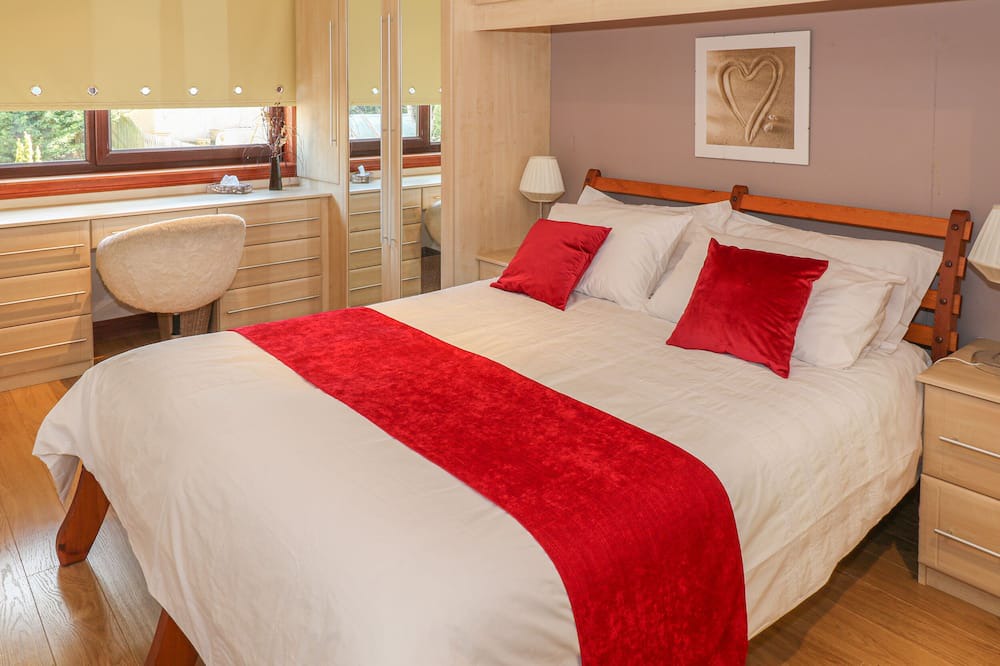Photo of Bedroom in Wemyss Bay