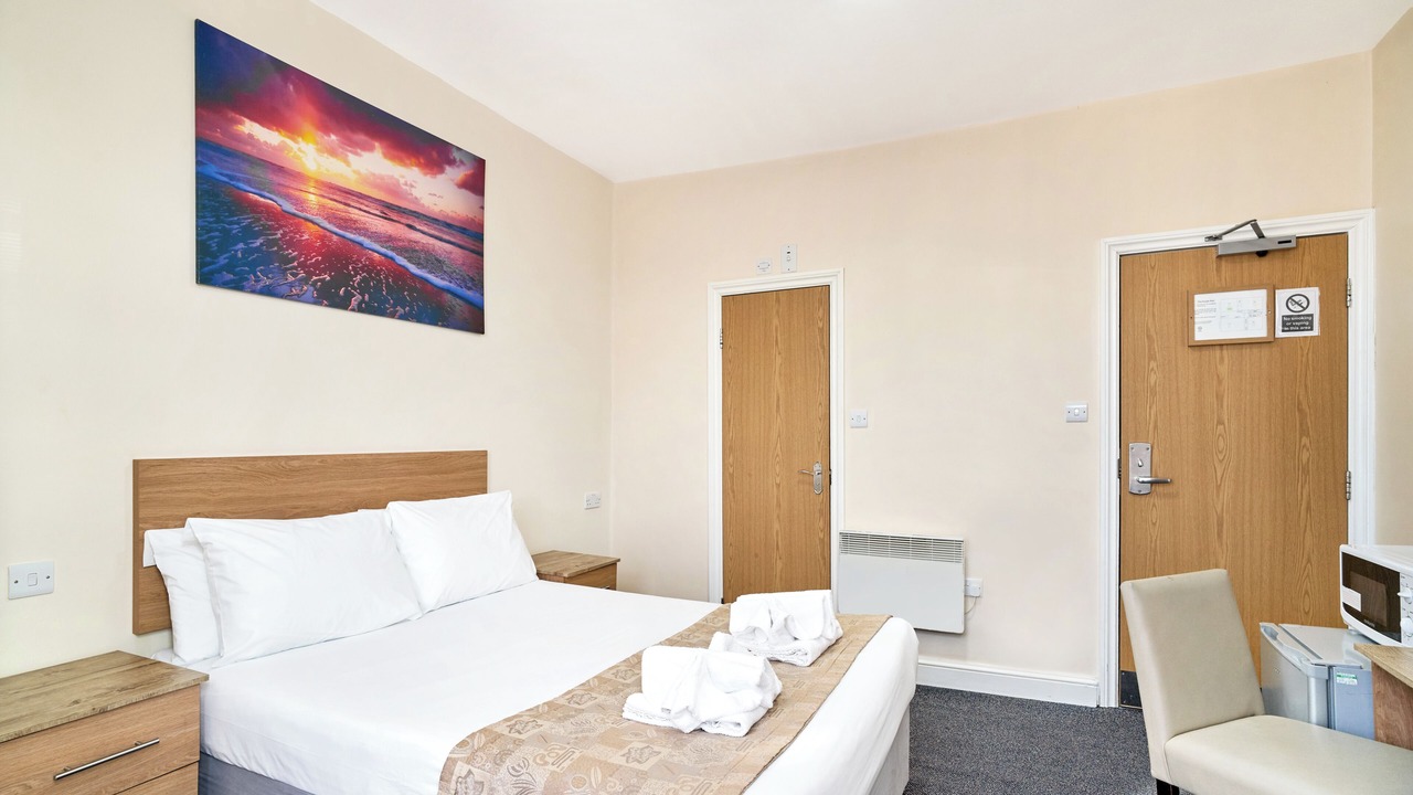 Photo of Bedroom in Valentines