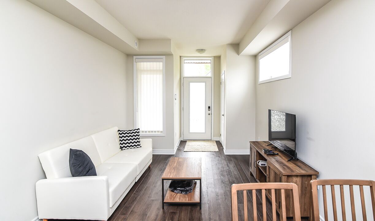 Photo of Livingroom in Beamsville