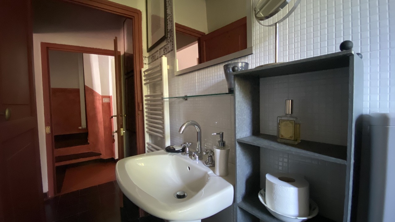 Photo of Bathroom in Savignone