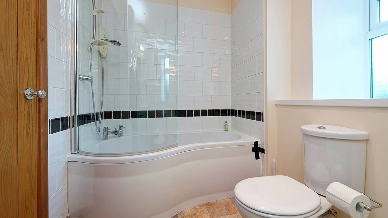 Photo of Bathroom in Bowmore