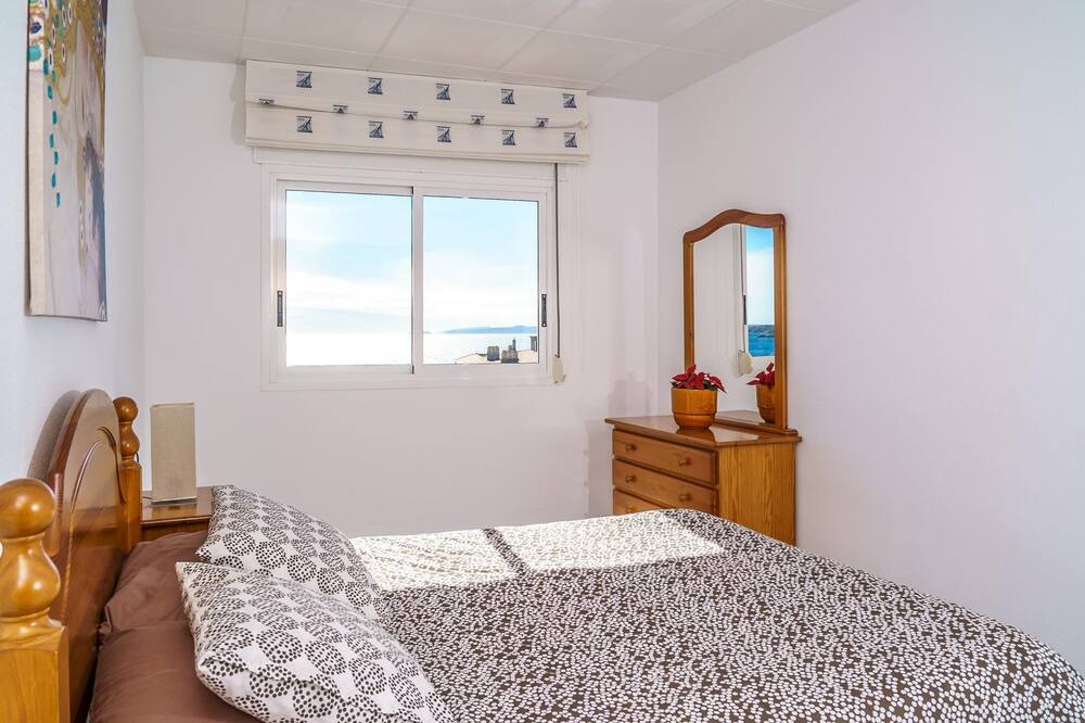 Photo of Bedroom in Almadraba-Canyelles