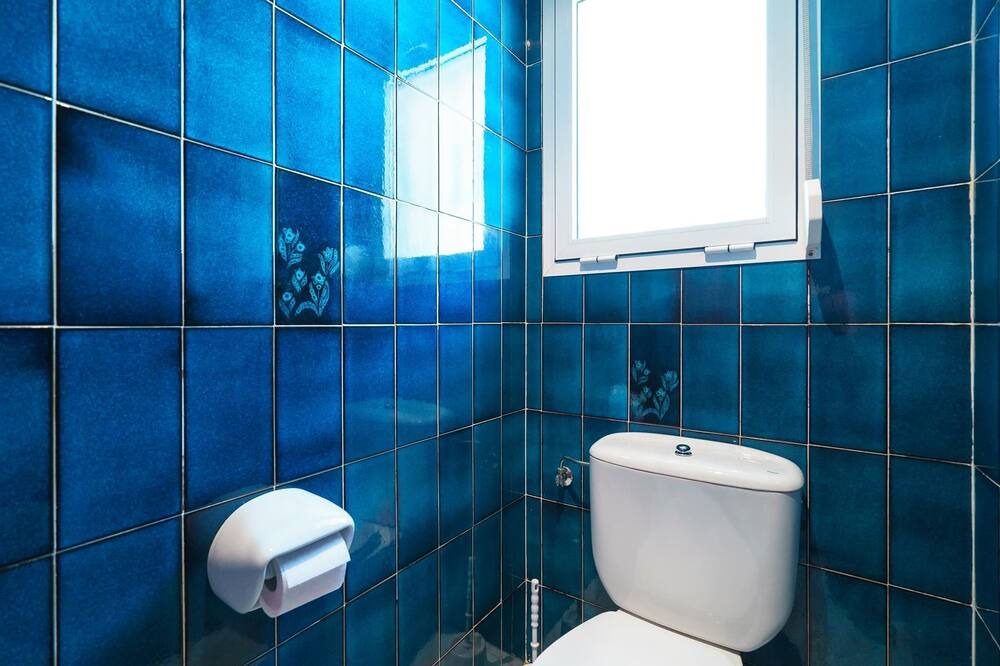 Photo of Bathroom in Almadraba-Canyelles