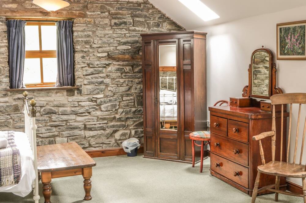Photo of Bedroom in Felindre