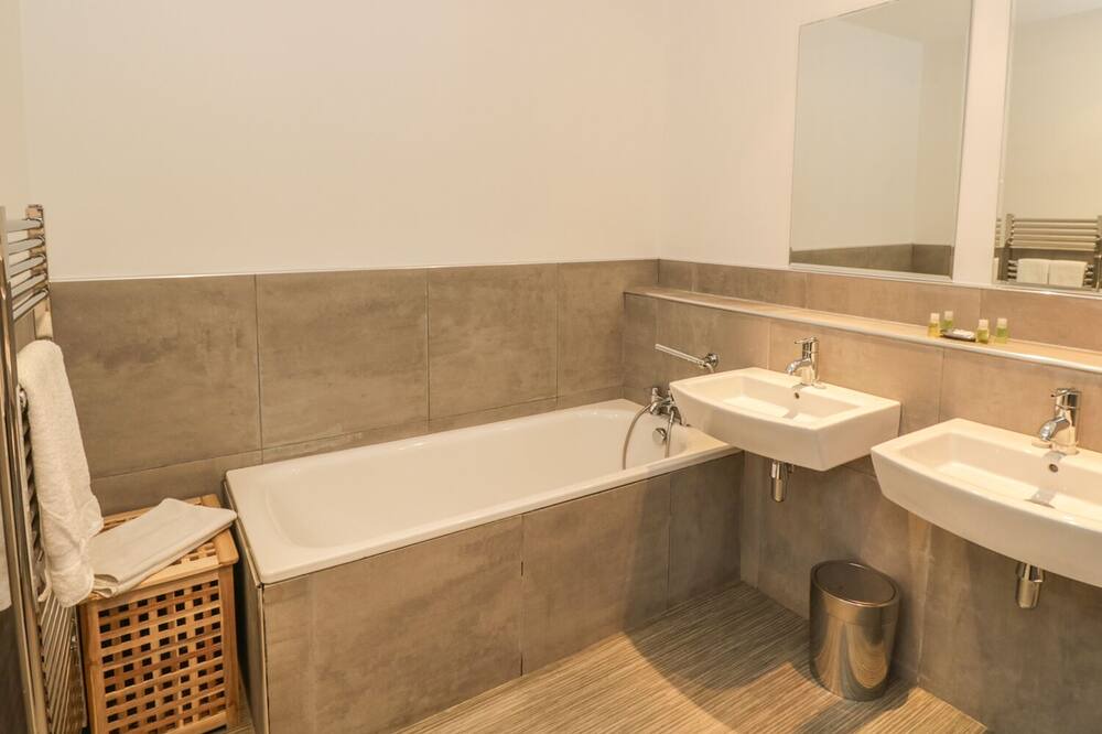 Photo of Bathroom in Rothesay