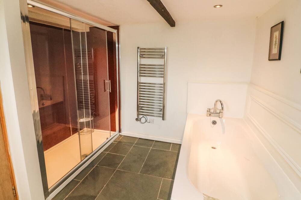 Photo of Bathroom in Sedbergh
