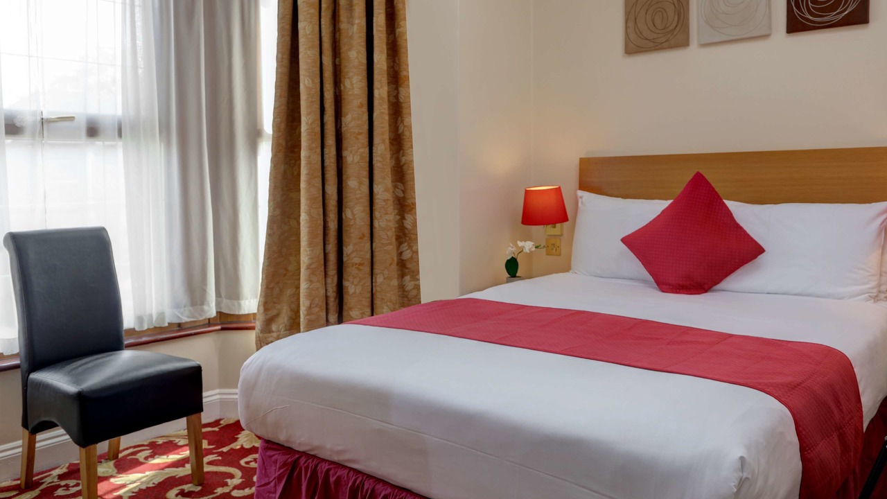 Photo of Bedroom in Valentines
