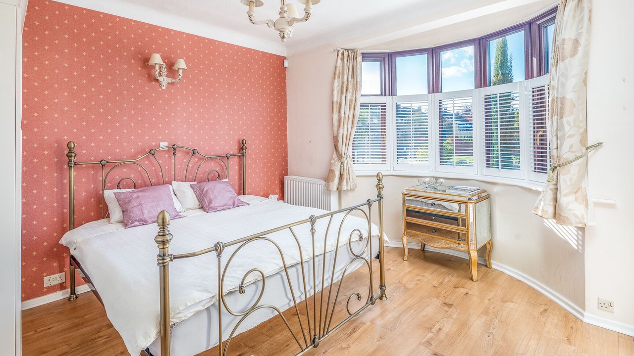Photo of Bedroom in Roding