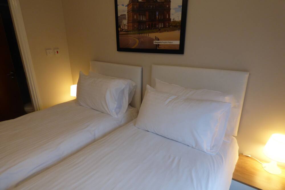 Photo of Bedroom in Tollcross