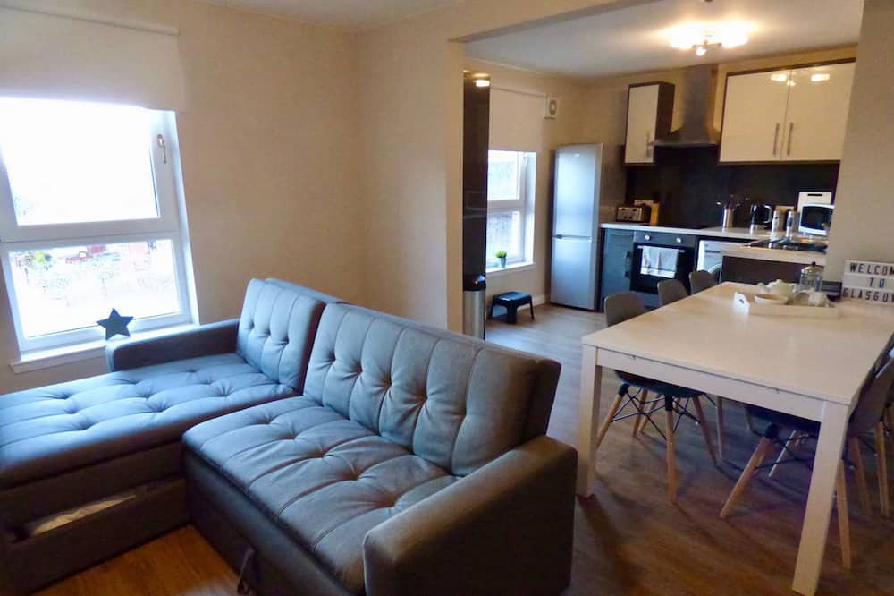 Photo of Livingroom in Tollcross