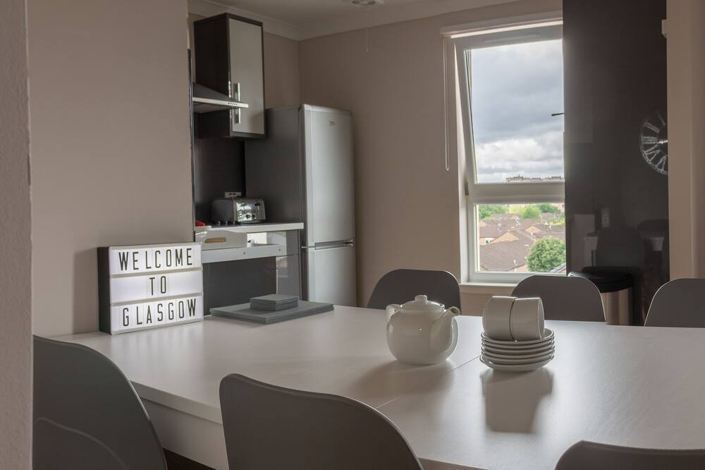 Photo of Livingroom in Tollcross