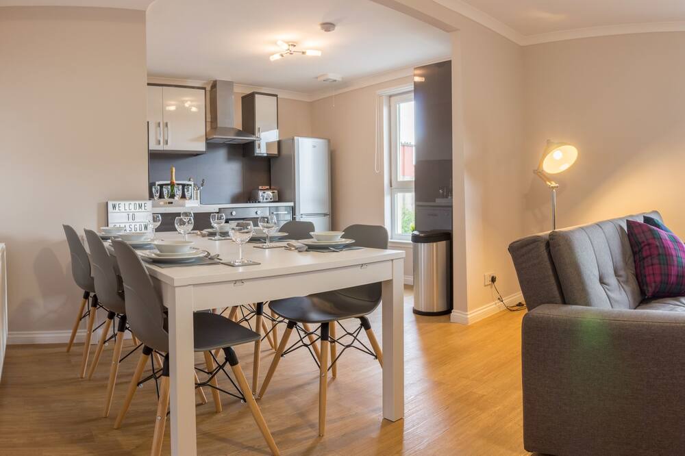 Photo of Livingroom in Tollcross