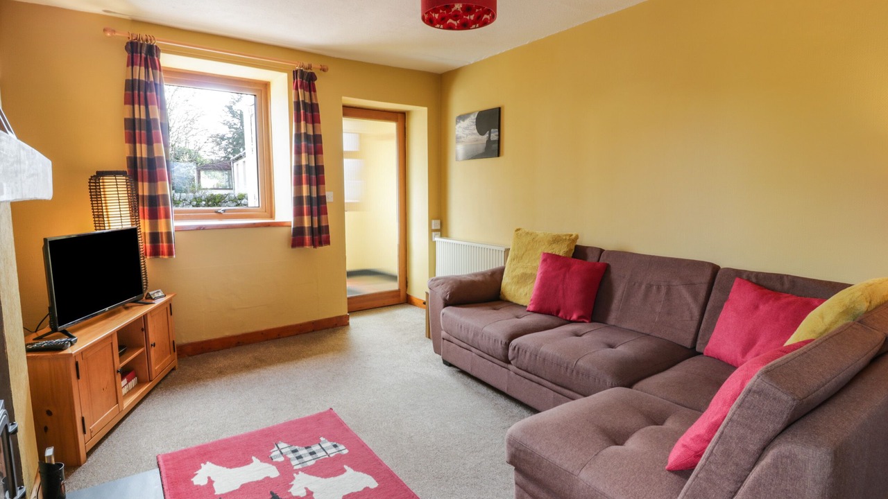 Photo of Livingroom in Saint John's Town of Dalry