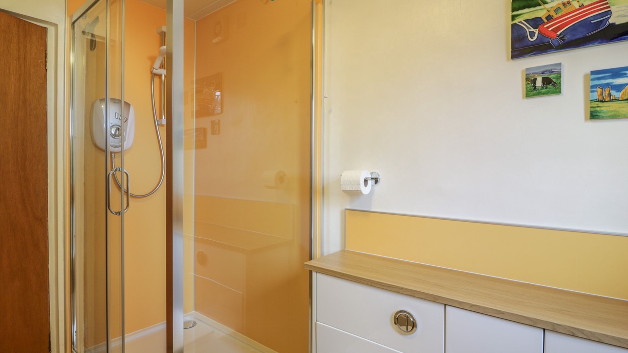 Photo of Bathroom in Saint John's Town of Dalry
