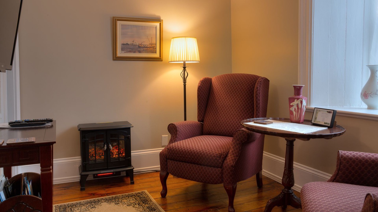 Photo of Livingroom in Brockville