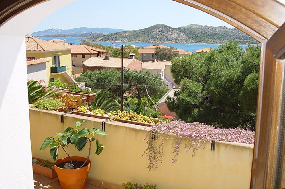 Photo of Patio Balcony in La Maddalena