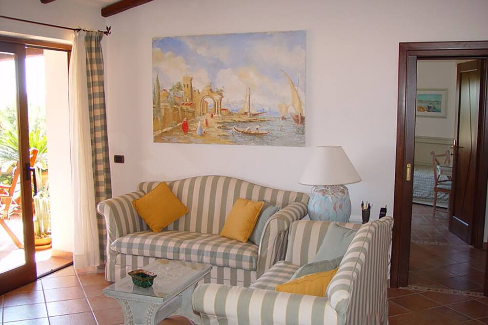 Photo of Livingroom in La Maddalena