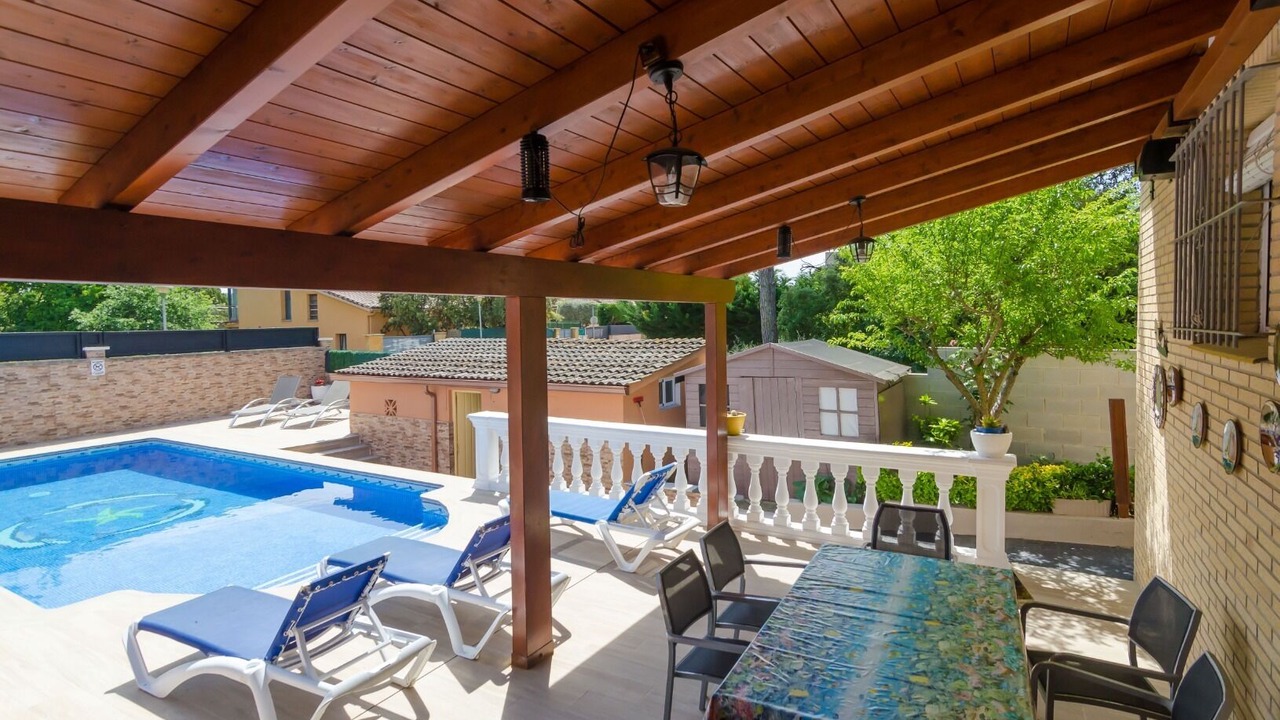 Photo of Patio Balcony in La Goba