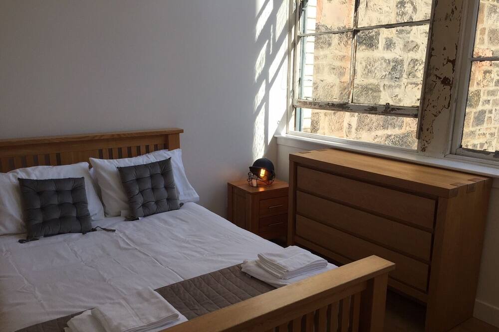 Photo of Bedroom in City Centre Glasgow