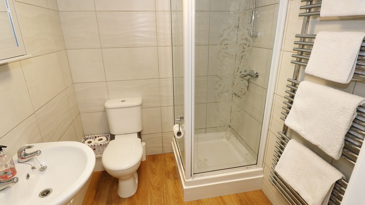Photo of Bathroom in Tan-y-groes